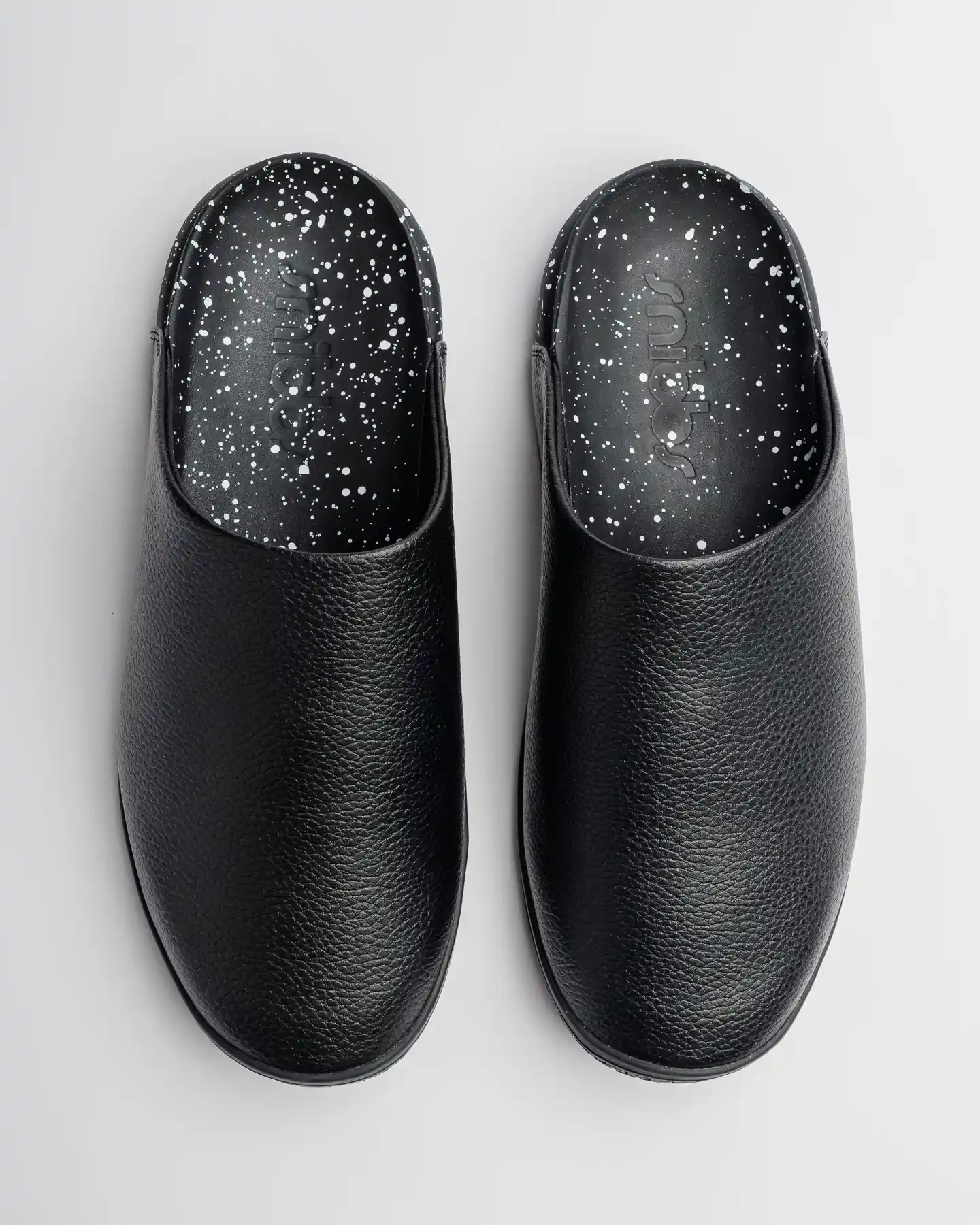 The Clog - Black Speckle - Image 5